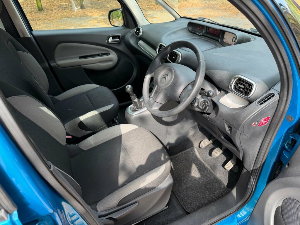 Citroen C3 Picasso Exclusive Hdi 5-Door Red #17