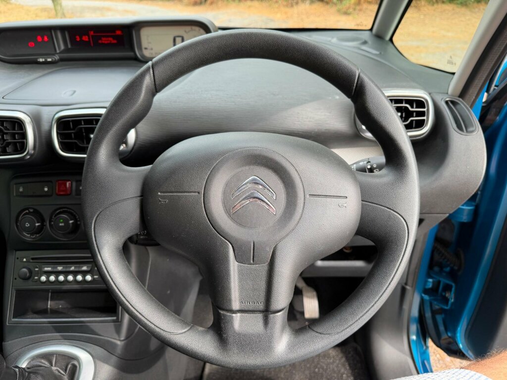 Citroen C3 Picasso Exclusive Hdi 5-Door Red #21