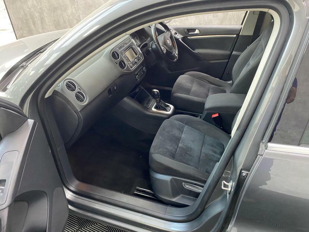 Volkswagen Tiguan Blue #22