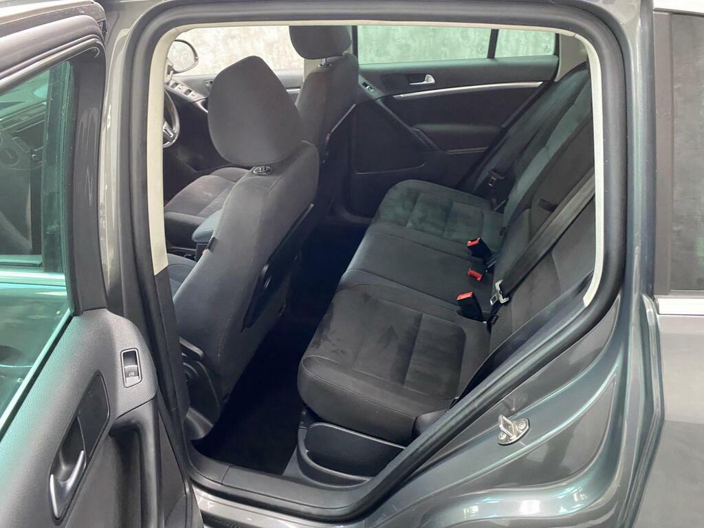 Volkswagen Tiguan Blue #25