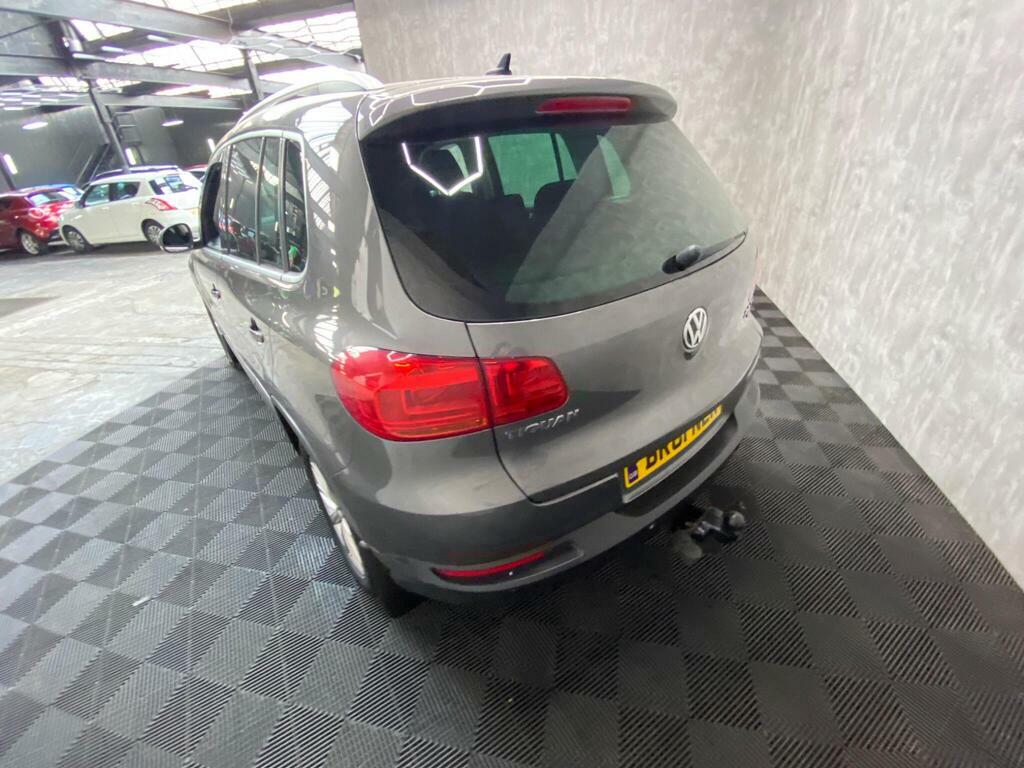 Volkswagen Tiguan Blue #13