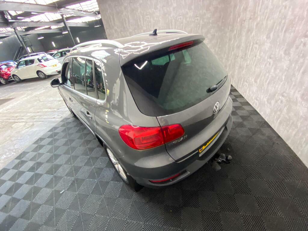 Volkswagen Tiguan Blue #14