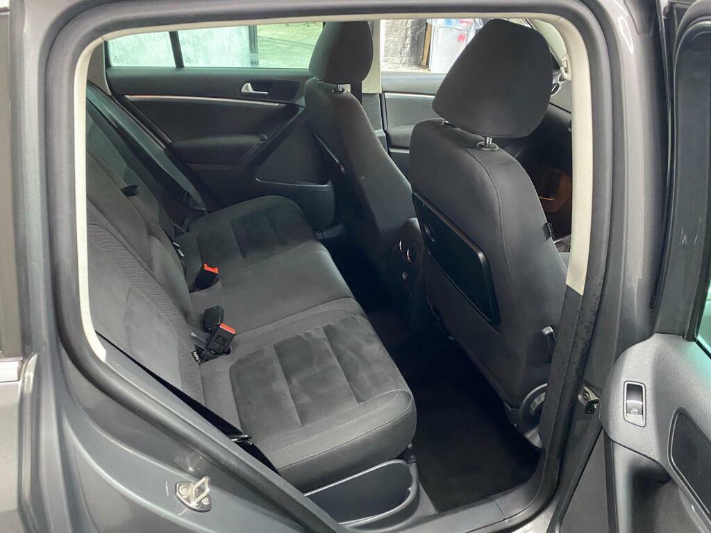 Volkswagen Tiguan Blue #24