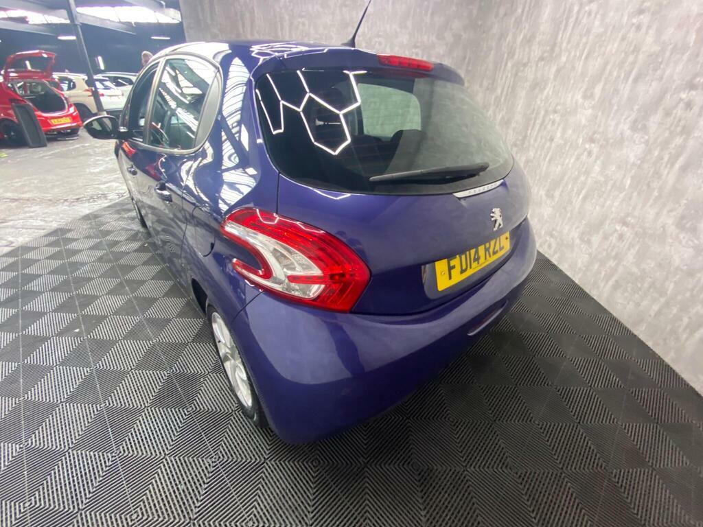 Peugeot 208 1.6 E-hdi Allure Silver #13