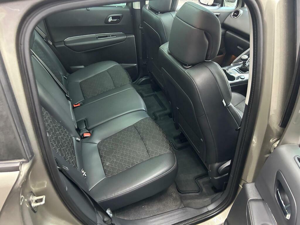 Peugeot 3008 1.6 Hdi Active Grey #24