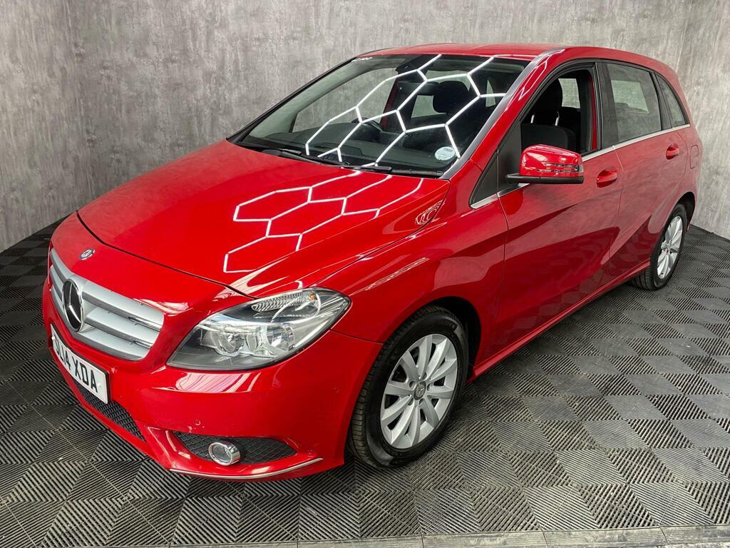 Mercedes-Benz B Class 1.5 B180 Cdi Se 7G-dct Euro 5 S S Red