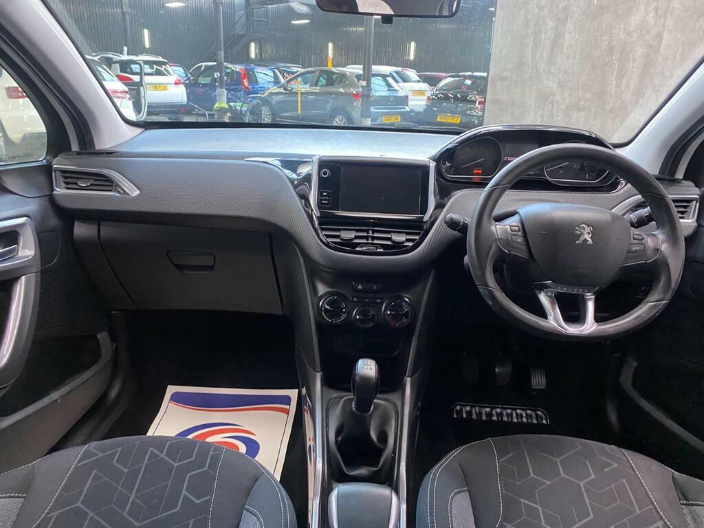 Peugeot 2008 1.2 Puretech 110 Allure Cwvehiclemarketing Grey #23