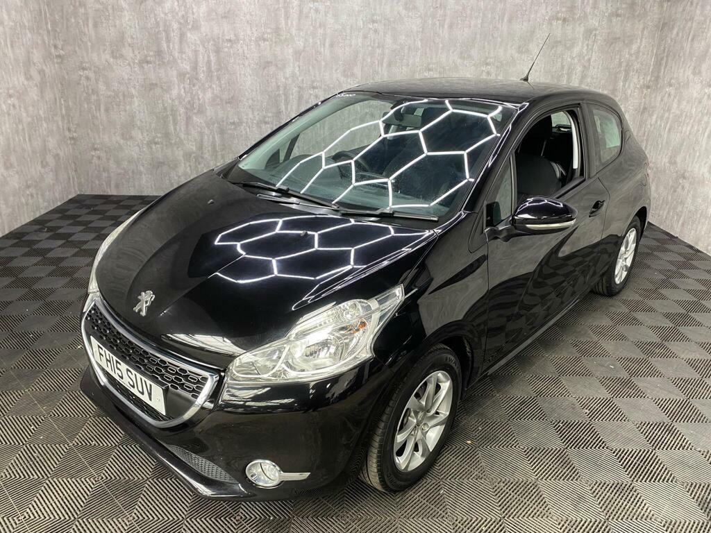 Peugeot 208 1.2 Vti Puretech Active Euro 6 Black #2