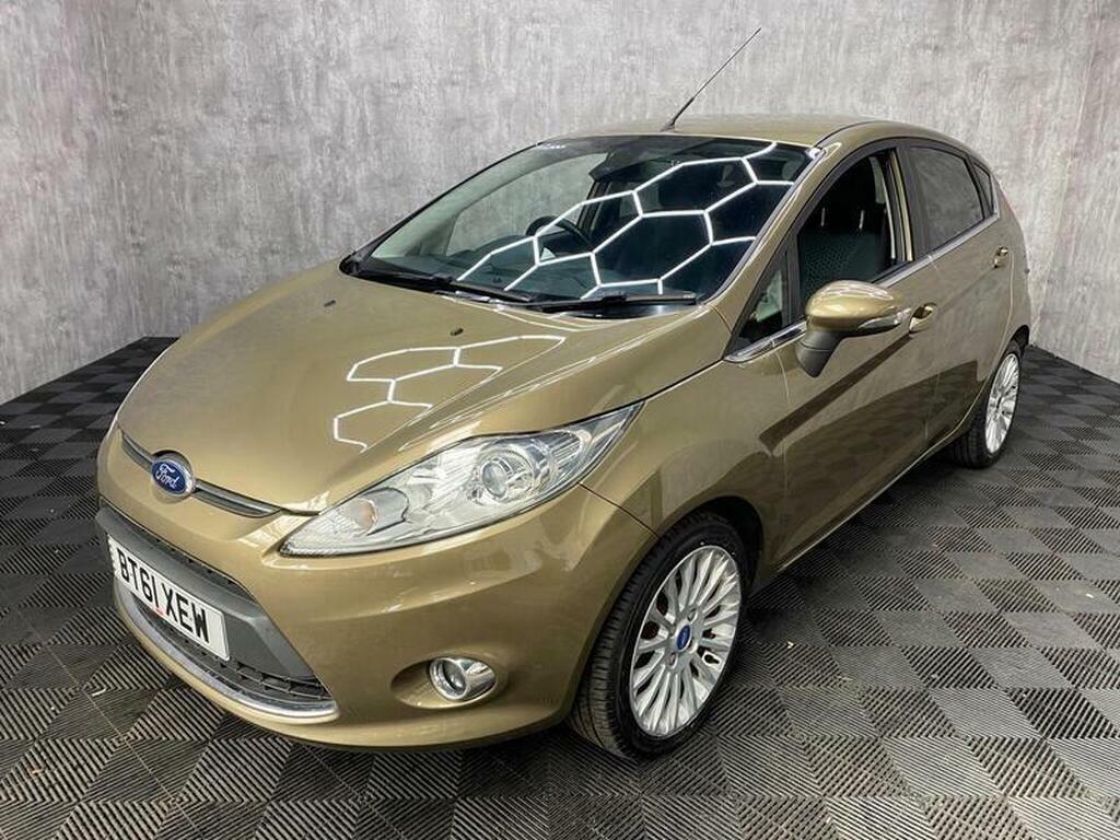 Ford Fiesta 1.6 Titanium Brown