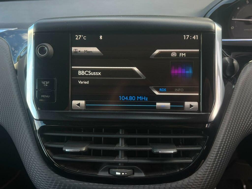 Peugeot 2008 1.6 E-hdi Allure Euro 5 Ss Black #17