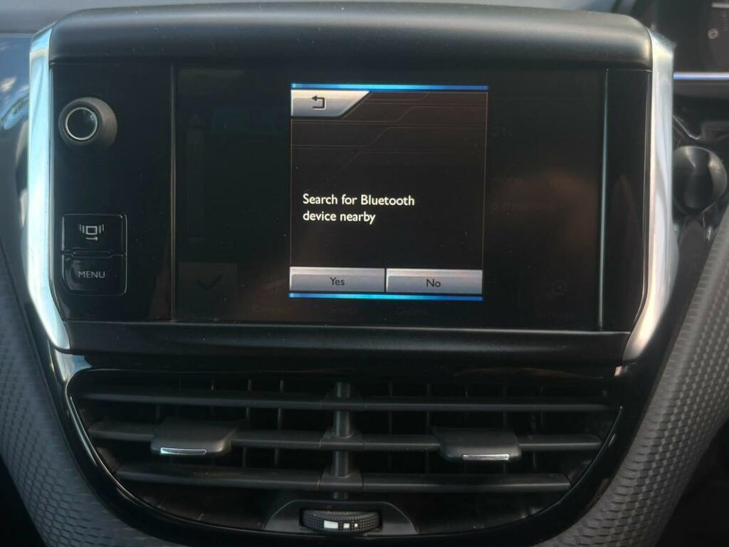 Peugeot 2008 1.6 E-hdi Allure Euro 5 Ss Black #20