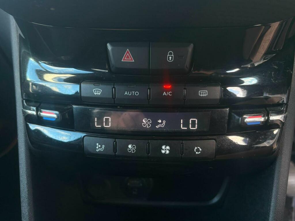 Peugeot 2008 1.6 E-hdi Allure Euro 5 Ss Black #18