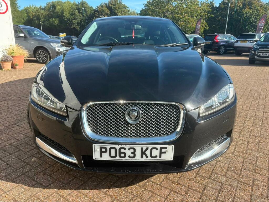 Jaguar XF 2.2D Luxury Saloon Black #4