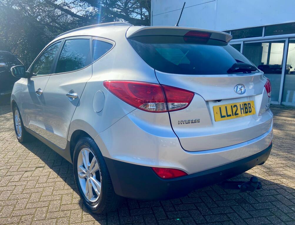 Hyundai Ix35 1.7 Crdi 115Ps Style Estate- Hyundai Servic White #12