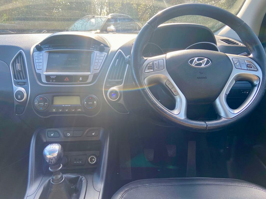Hyundai Ix35 1.7 Crdi 115Ps Style Estate- Hyundai Servic White #16