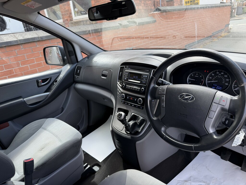 Hyundai I800 2.5L Crdi Se 134 Bhp Silver #7