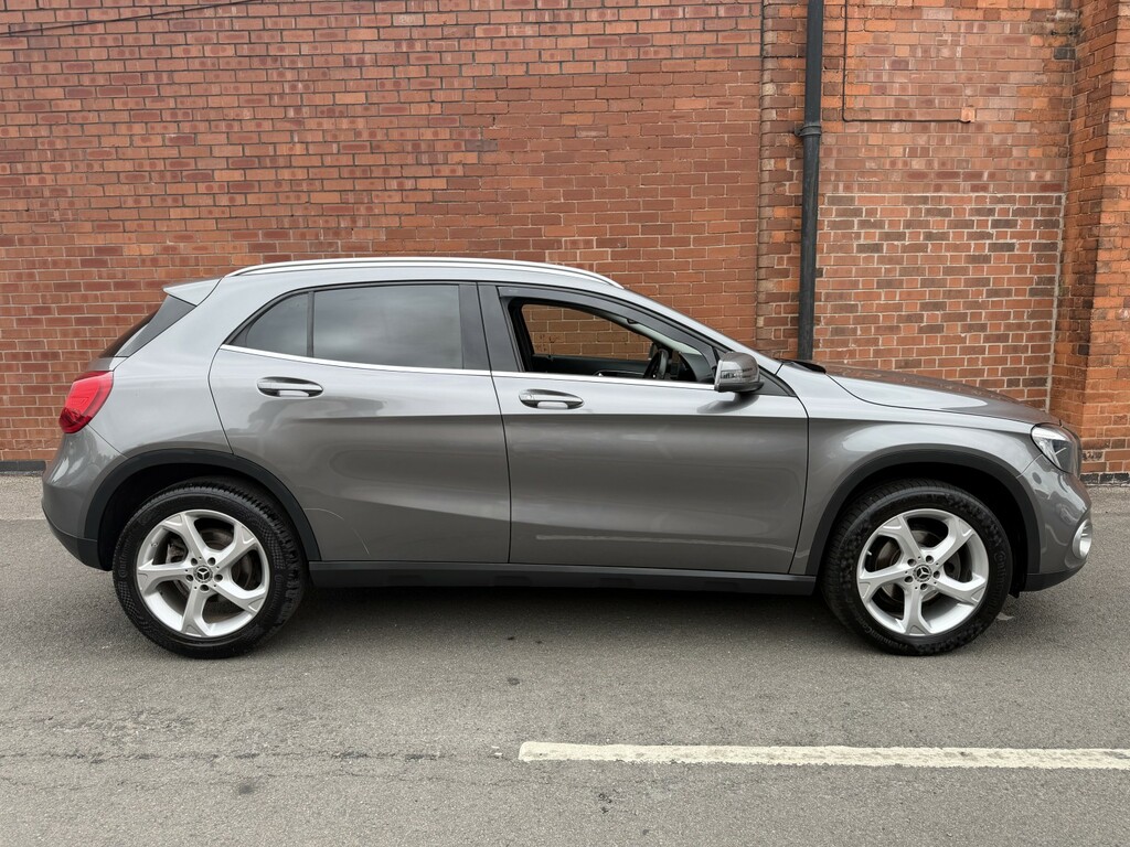 Mercedes-Benz GLA Class 2.1 Gla200d Sport Grey #2