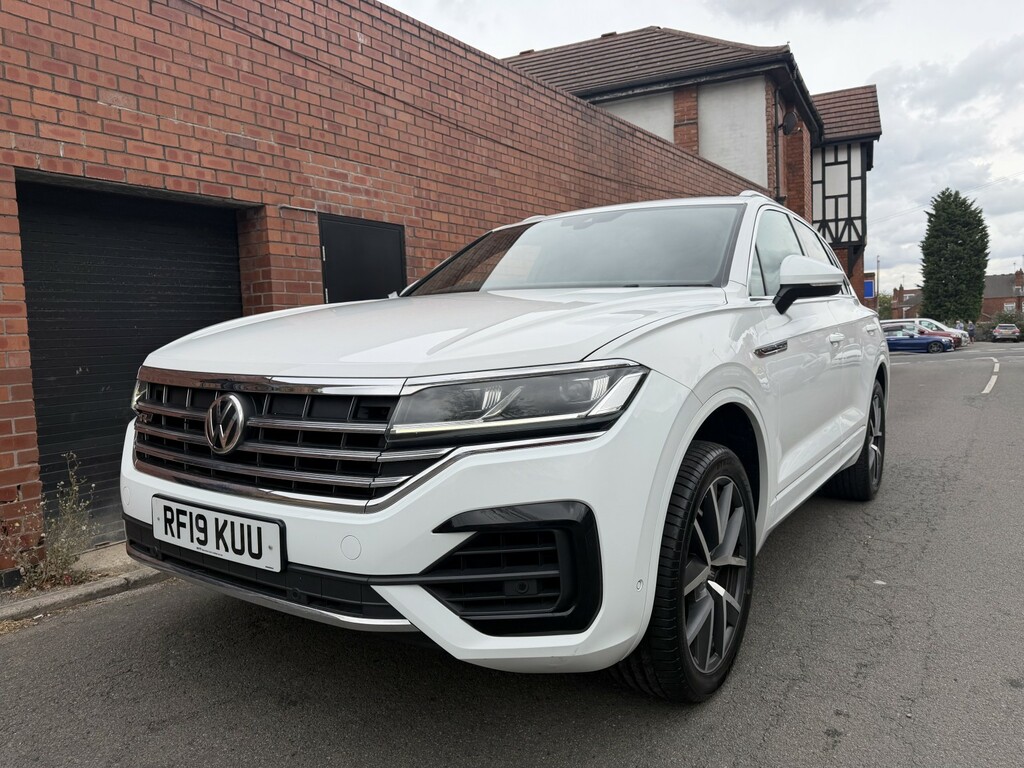 Volkswagen Touareg 3.0 Tdi V6 R-line White #4
