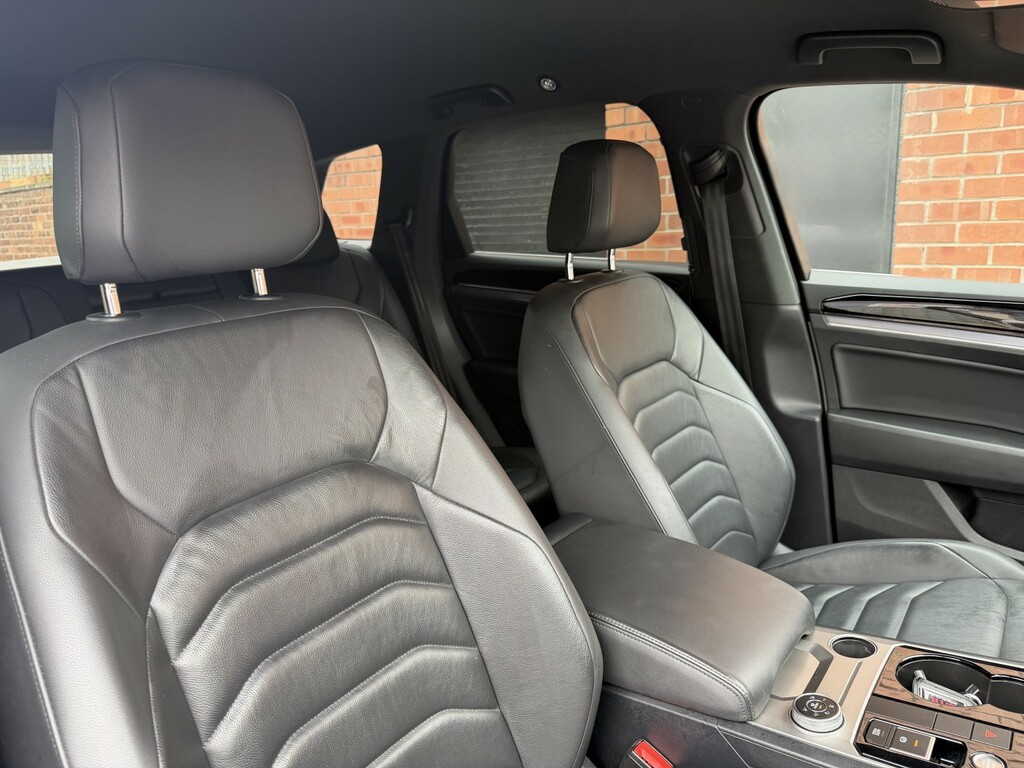 Volkswagen Touareg Touareg V6 R-line Tech Tdi Brown #8