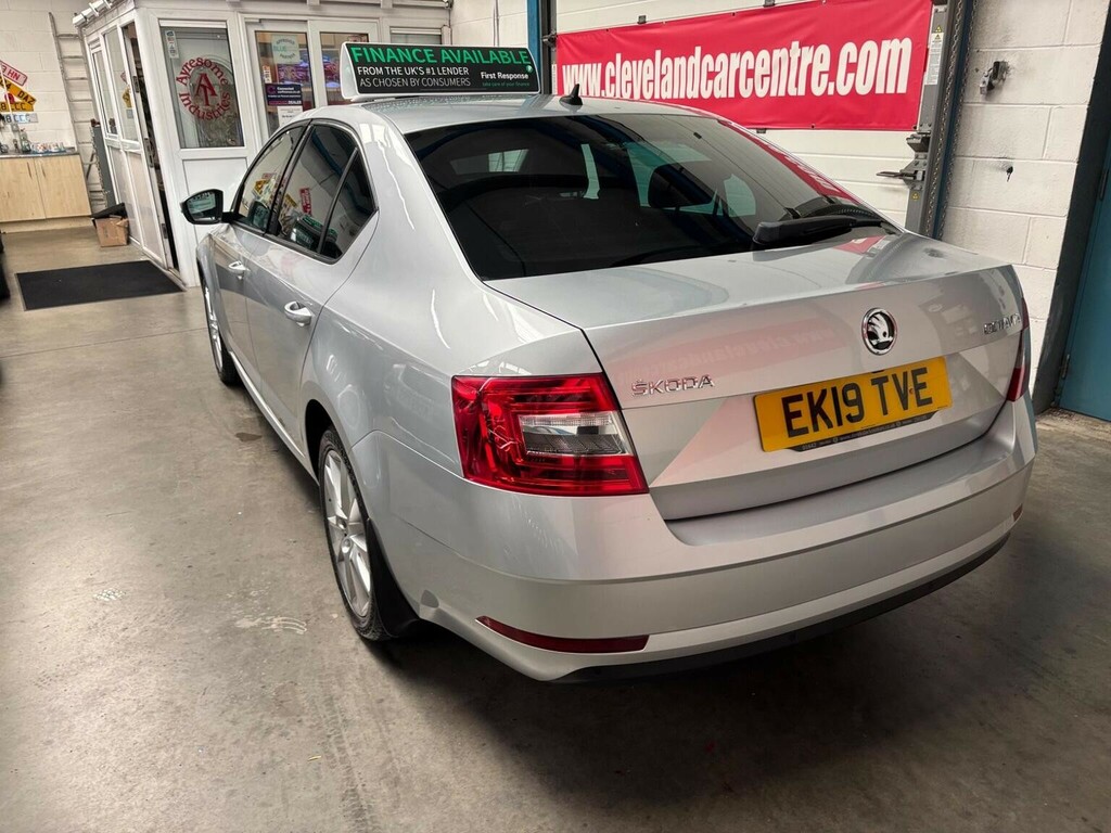 Skoda Octavia 2.0 Octavia Se L Tsi Black #8