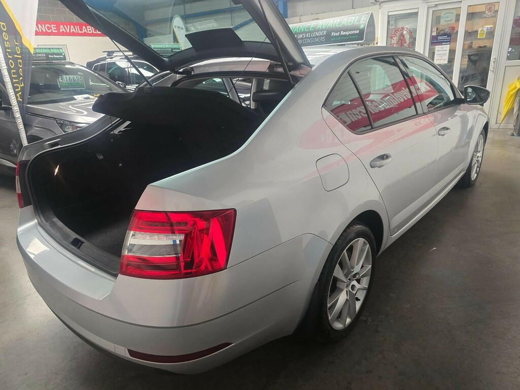 Skoda Octavia 2.0 Octavia Se L Tsi Black #7