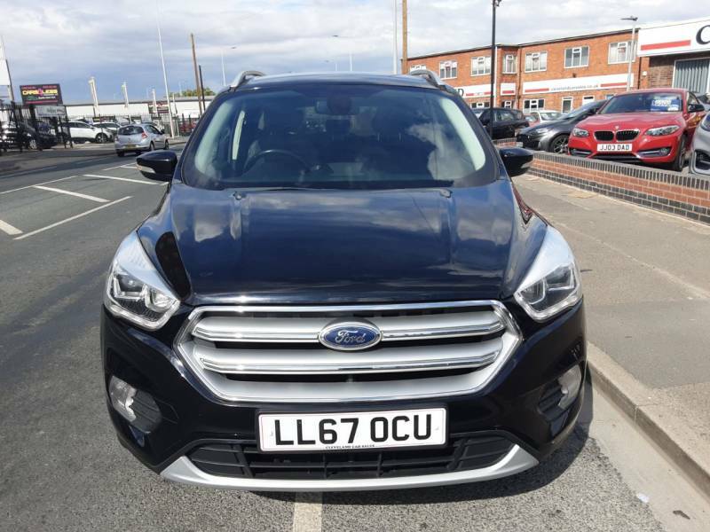 Ford Kuga 1.5 Tdci Titanium 2Wd LL67OCU Black #2