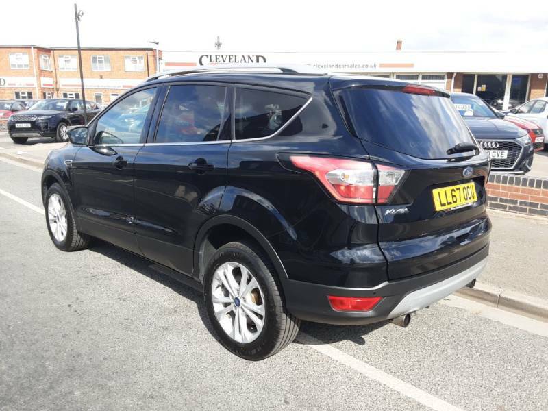 Ford Kuga 1.5 Tdci Titanium 2Wd LL67OCU Black #4