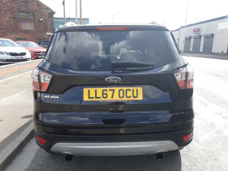 Ford Kuga 1.5 Tdci Titanium 2Wd LL67OCU Black #3