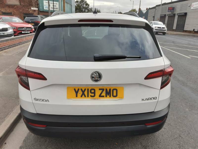 Skoda Karoq 1.0 Tsi Se White #3