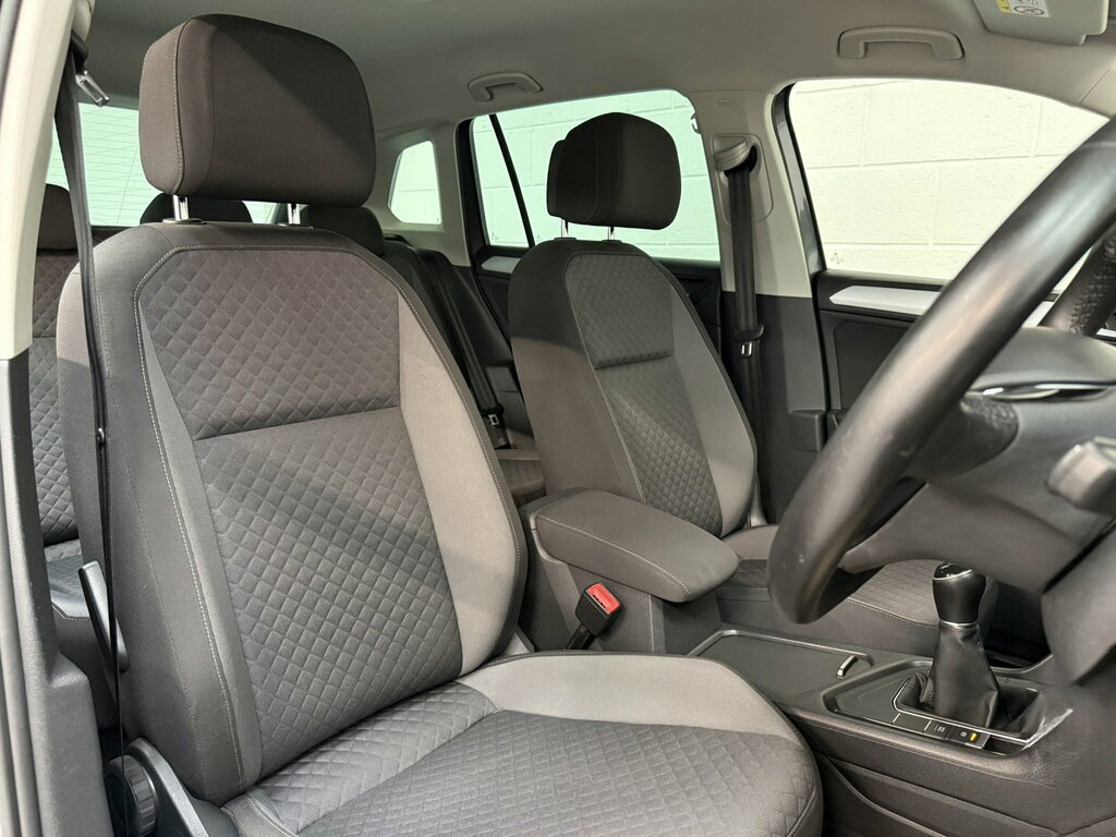 Volkswagen Tiguan 2.0 Tdi Se Navigation Suv Euro 6 NA68SYO Grey #5