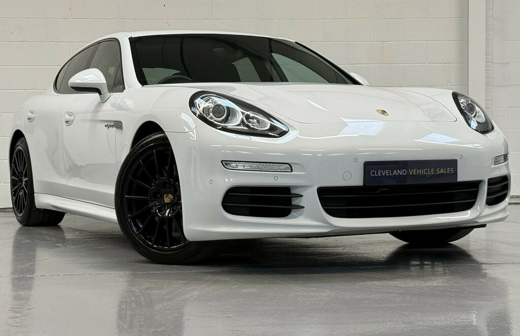 Porsche Panamera 3.0 V6 E-hybrid S Hatchback Plug-in Hyb White