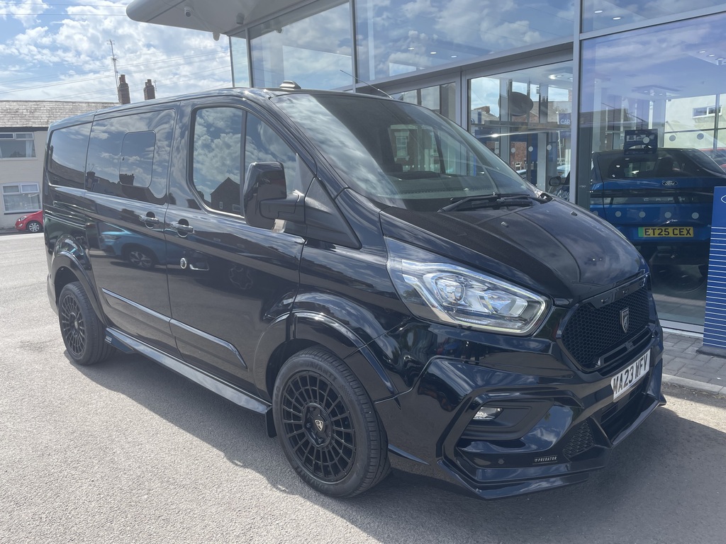 Ford Transit Custom 2.0 Ecoblue 170Ps Low Roof Dcab Limited Van Black