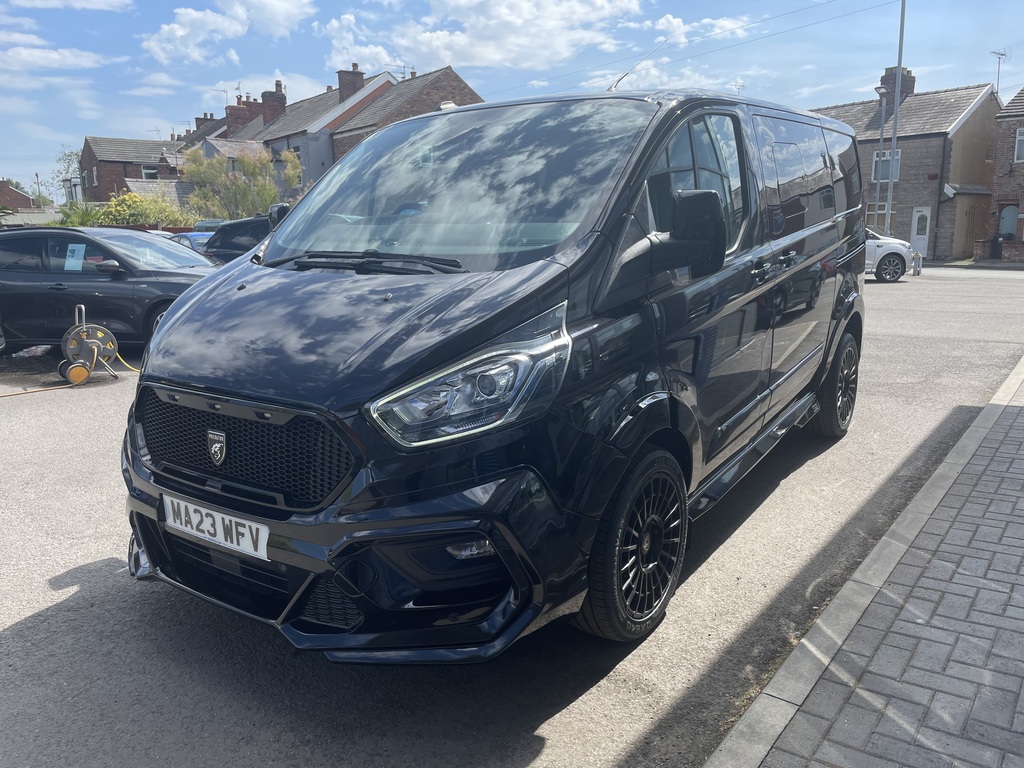 Ford Transit Custom 2.0 Ecoblue 170Ps Low Roof Dcab Limited Van Black #3