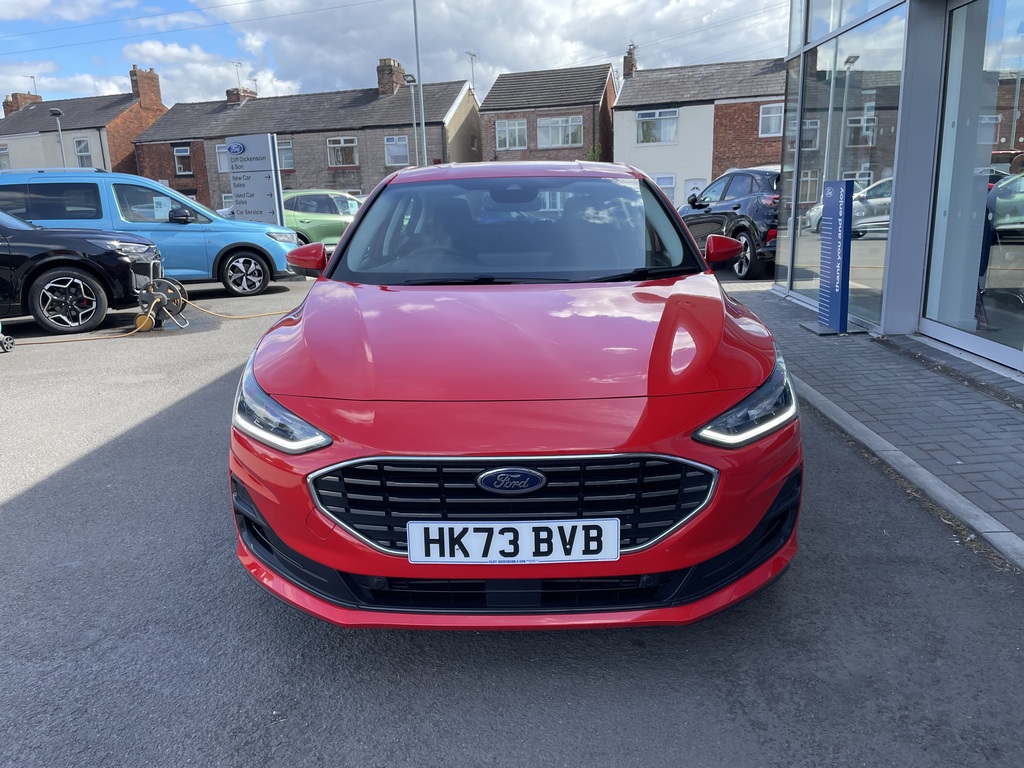 Ford Focus 1.0 Ecoboost Hybrid Mhev 155 Titanium Red #2