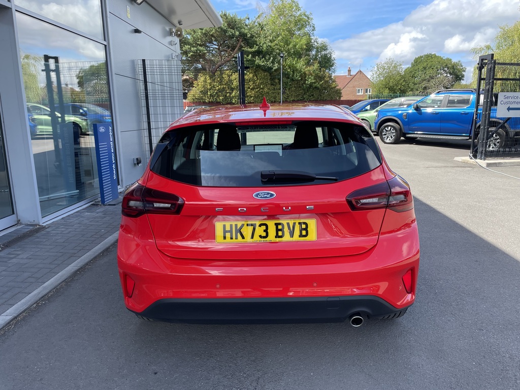 Ford Focus 1.0 Ecoboost Hybrid Mhev 155 Titanium Red #5