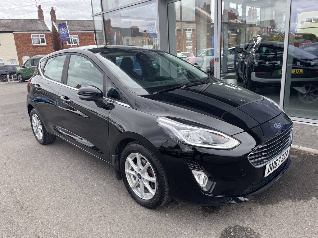 Ford Fiesta 1.0 Ecoboost Zetec Navigation DN67ZZA Black