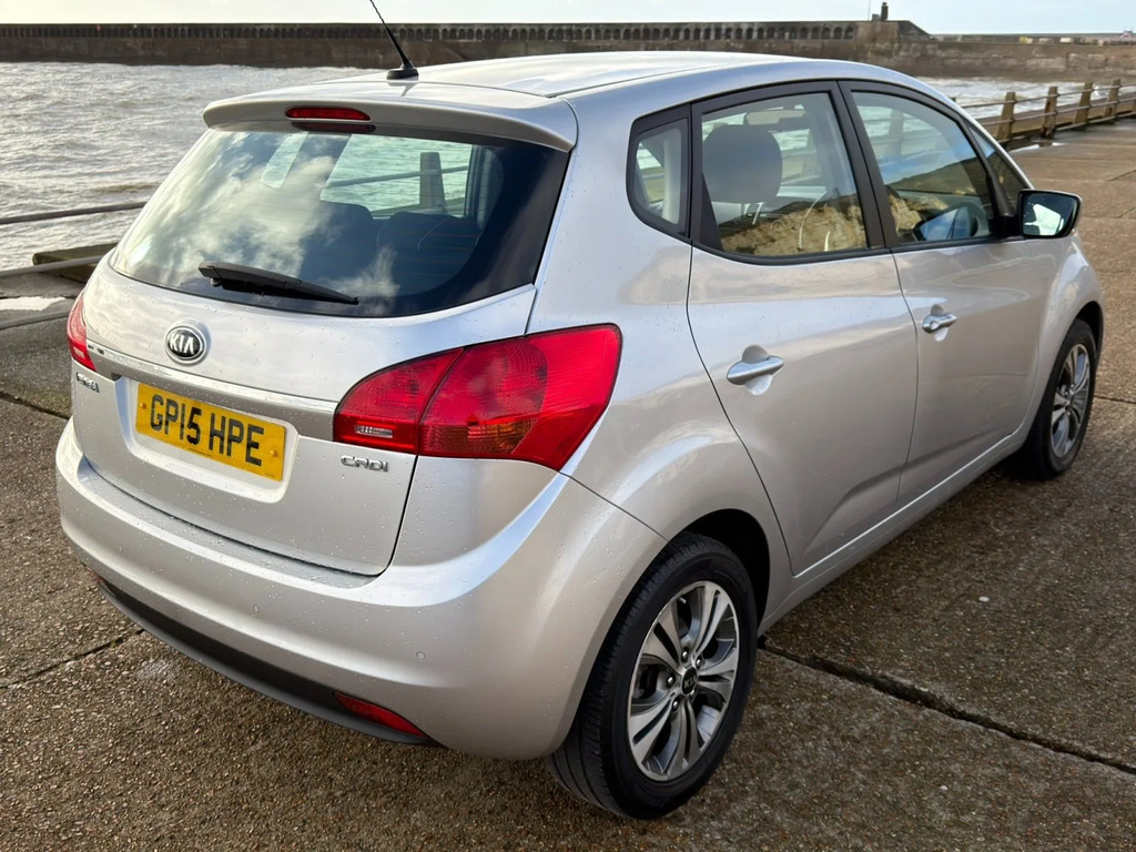 Kia Venga 2 5dr GP15HPE Silver #6