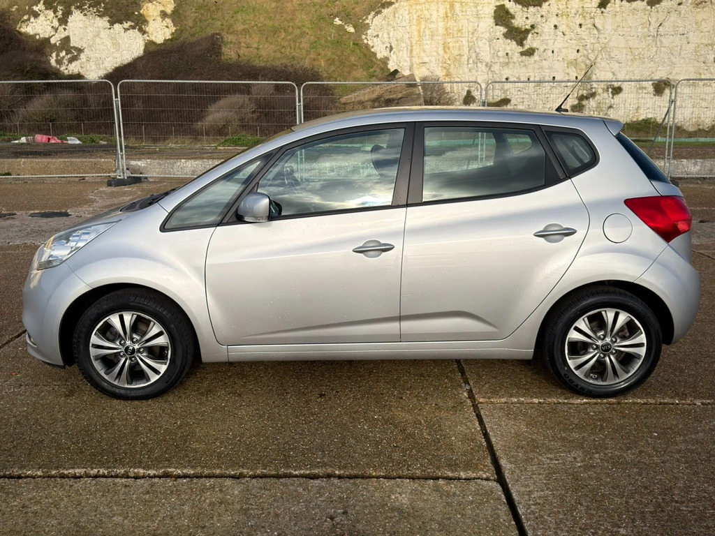 Kia Venga 2 5dr GP15HPE Silver #3