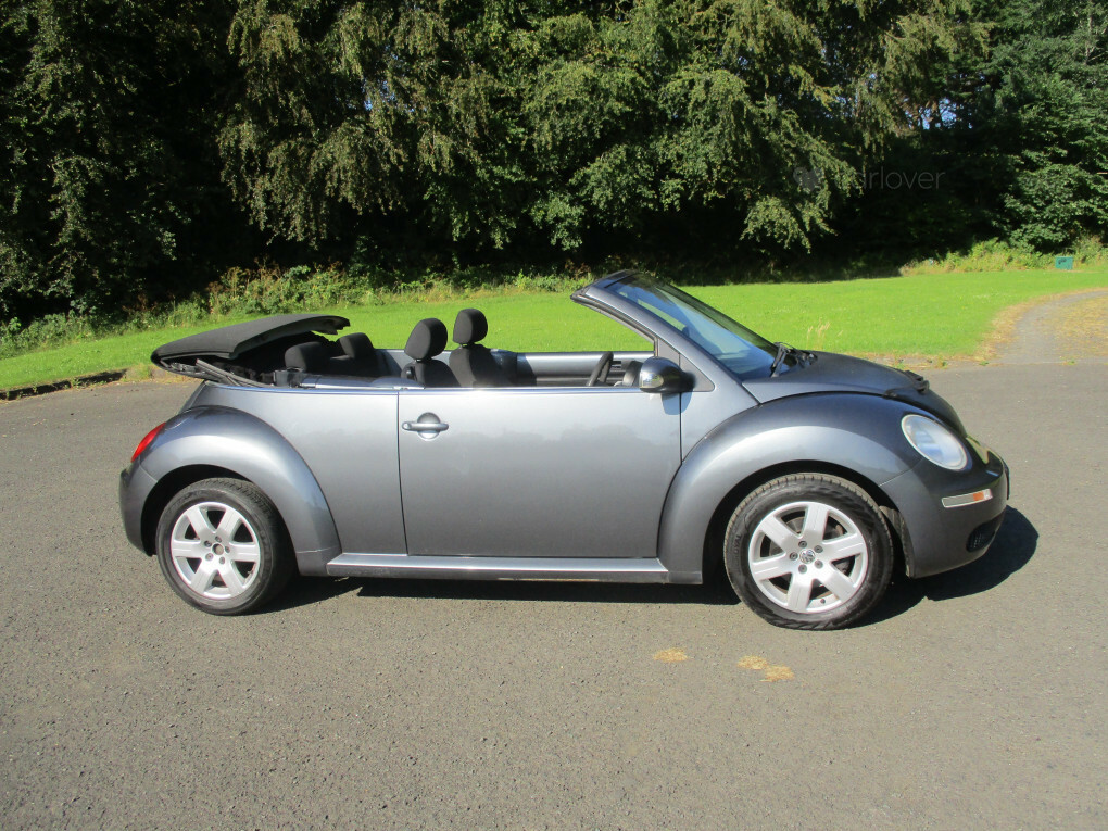 Volkswagen Beetle Convertible #4