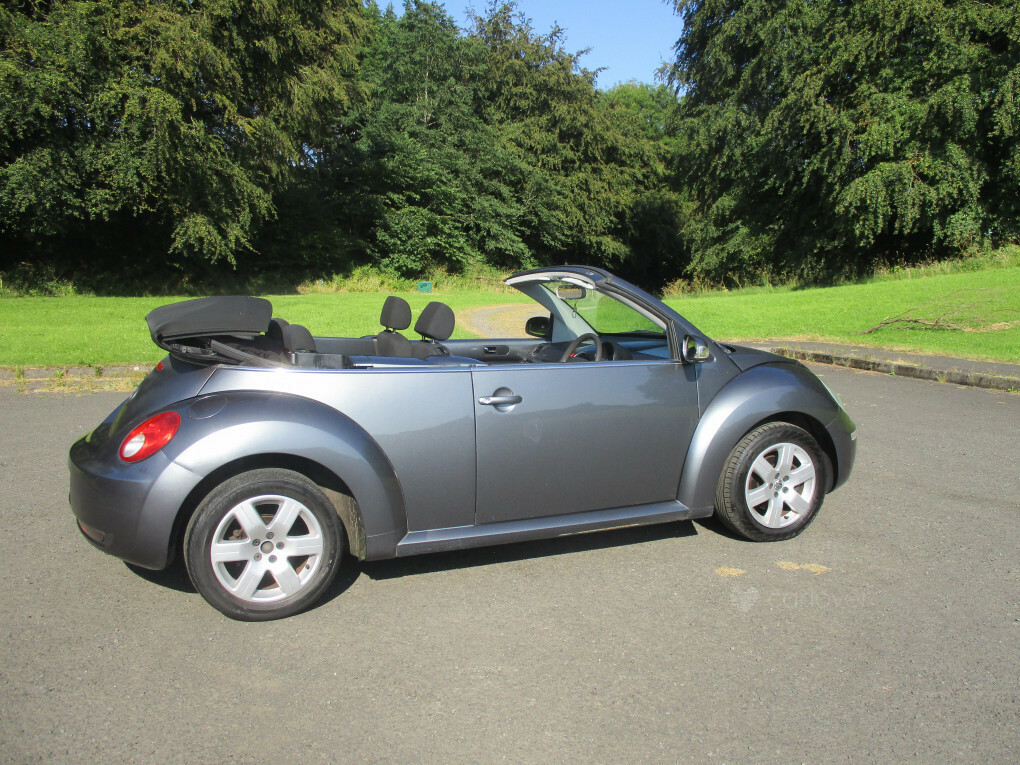 Volkswagen Beetle Convertible #3