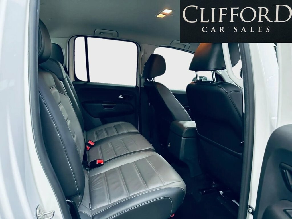 Volkswagen Amarok Pickup Black #16