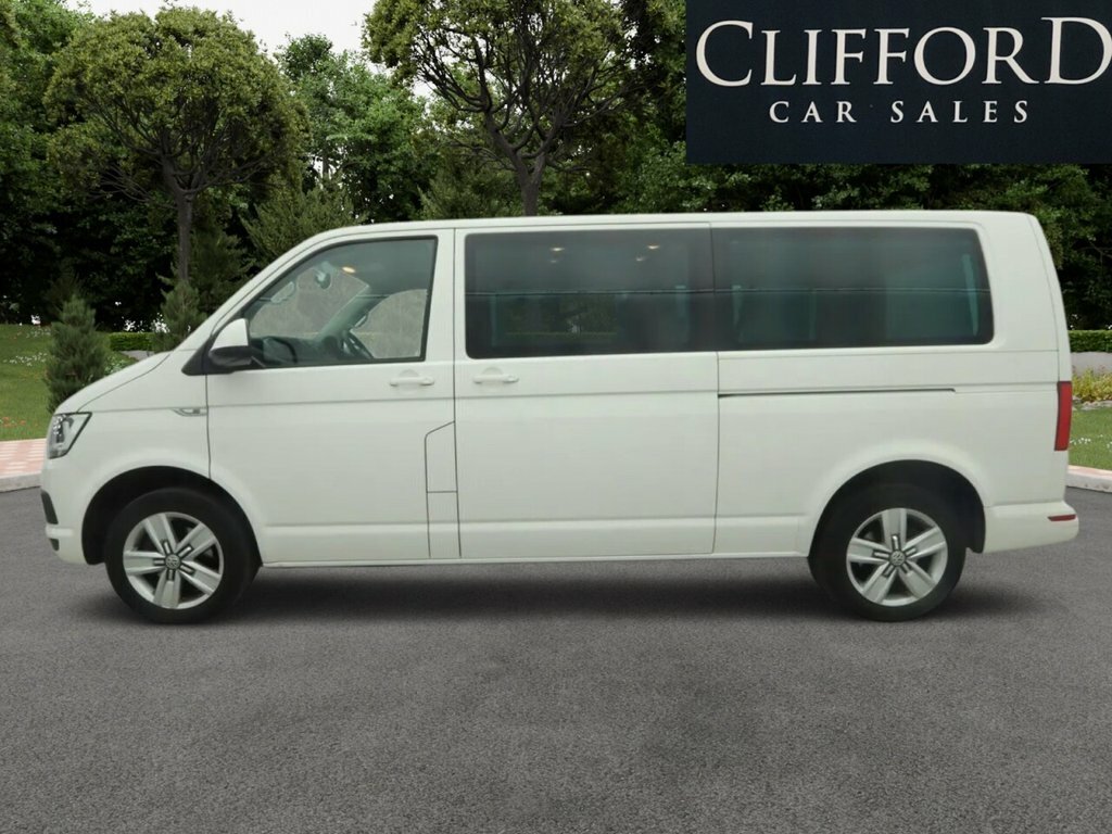 Volkswagen Transporter Shuttle Minibus White #6