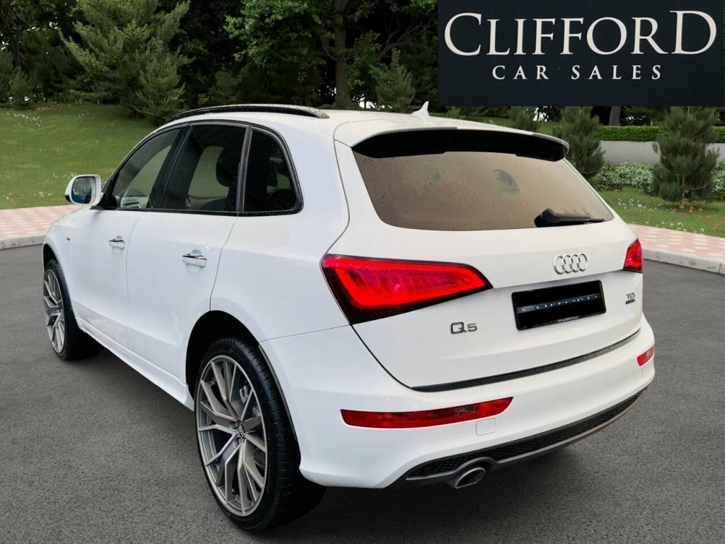 Audi Q5 2L S Line Plus White #3