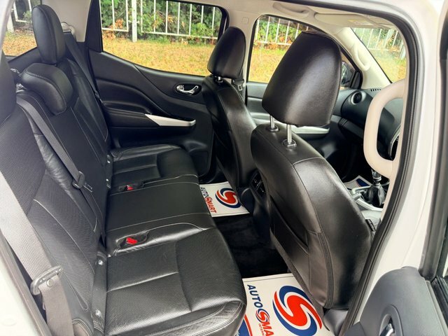 Nissan Navara 2019 19 Dci #19