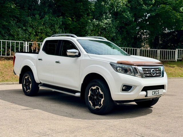Nissan Navara 2.3 Dci Tekna Pickup Double Cab White #3