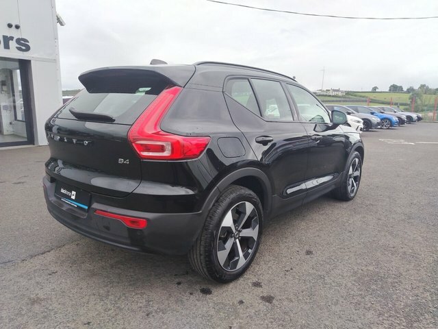 Volvo XC40 2.0 B4 Mhev Plus Dark Suv Hybrid Dct Au Black #3