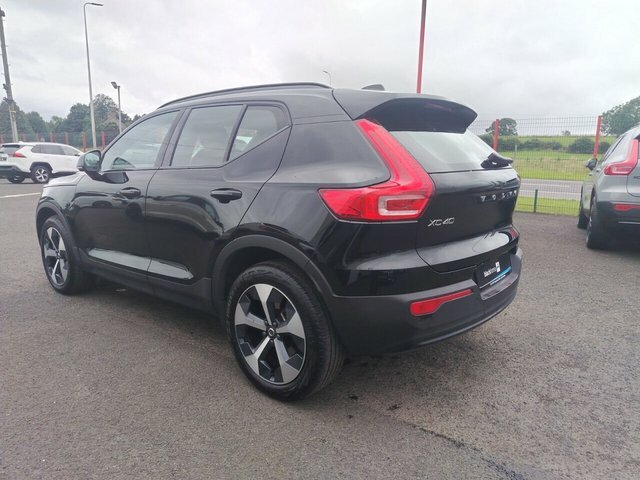 Volvo XC40 2.0 B4 Mhev Plus Dark Suv Hybrid Dct Au Black #5