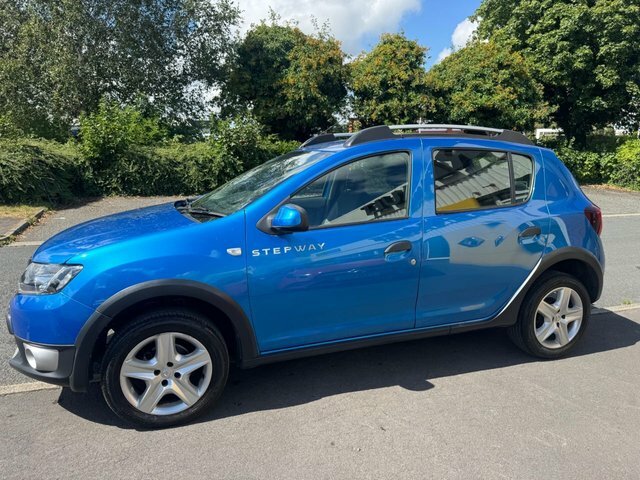 Dacia Sandero Stepway Tce Laureate Hatchback Blue #3