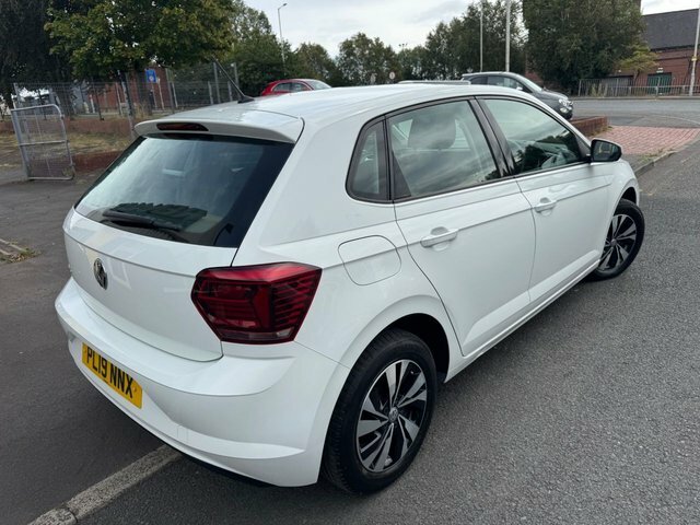 Volkswagen Polo Evo Se Hatchback PL19NNX White #4