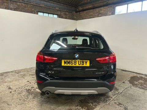 BMW X1 Sdrive18i Xline Black #6